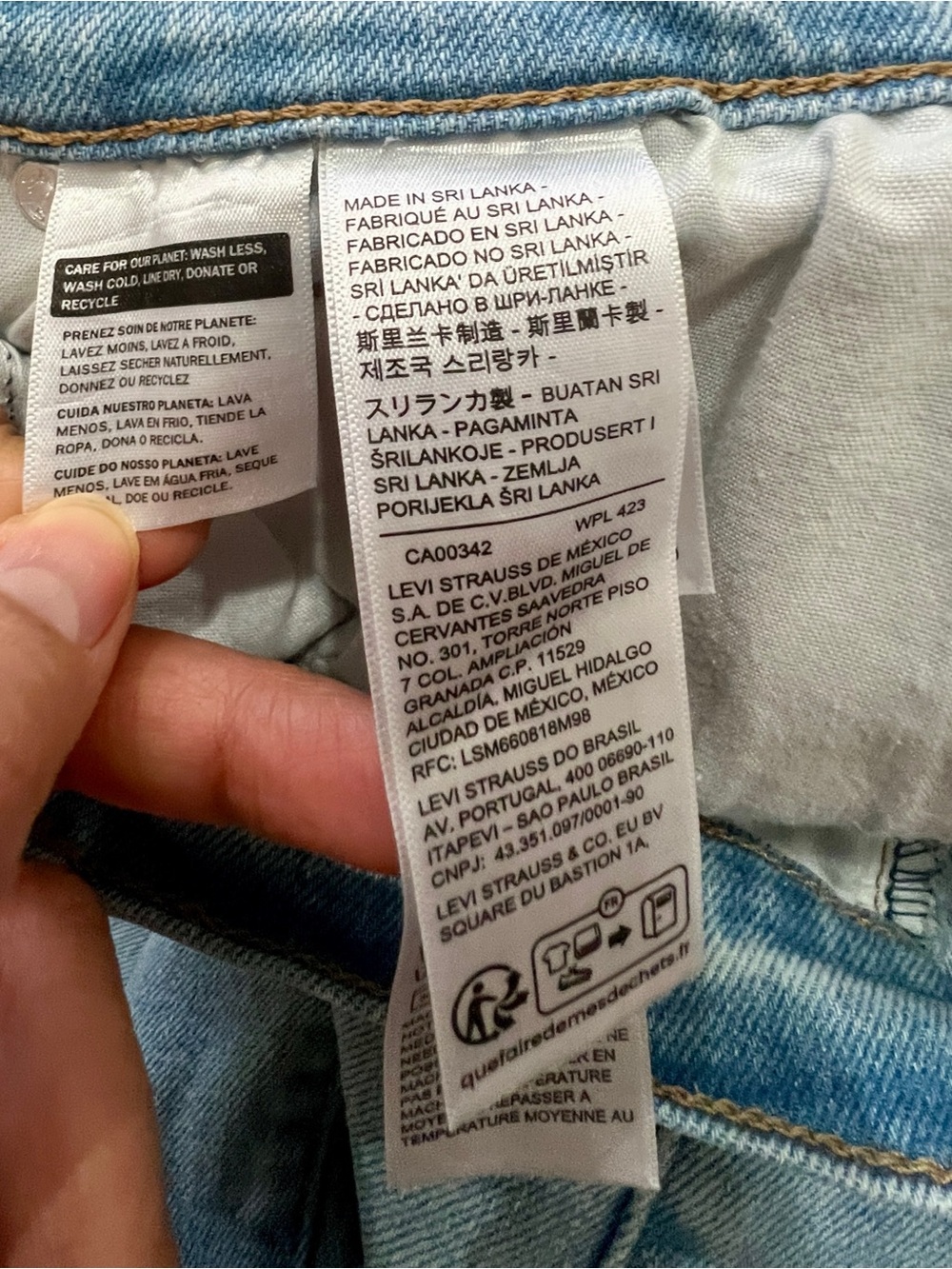 Levi’s new light blue high rise wide leg jeans US Women’s 14/32 W32 L27 - Picture 9 of 13